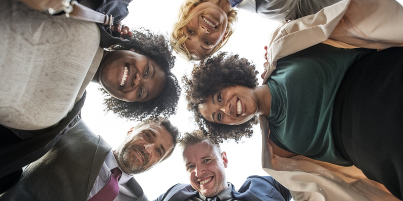 Recruter des talents d'ailleurs, intégrer ici Recruter des talents d'ailleurs, intégrer ici